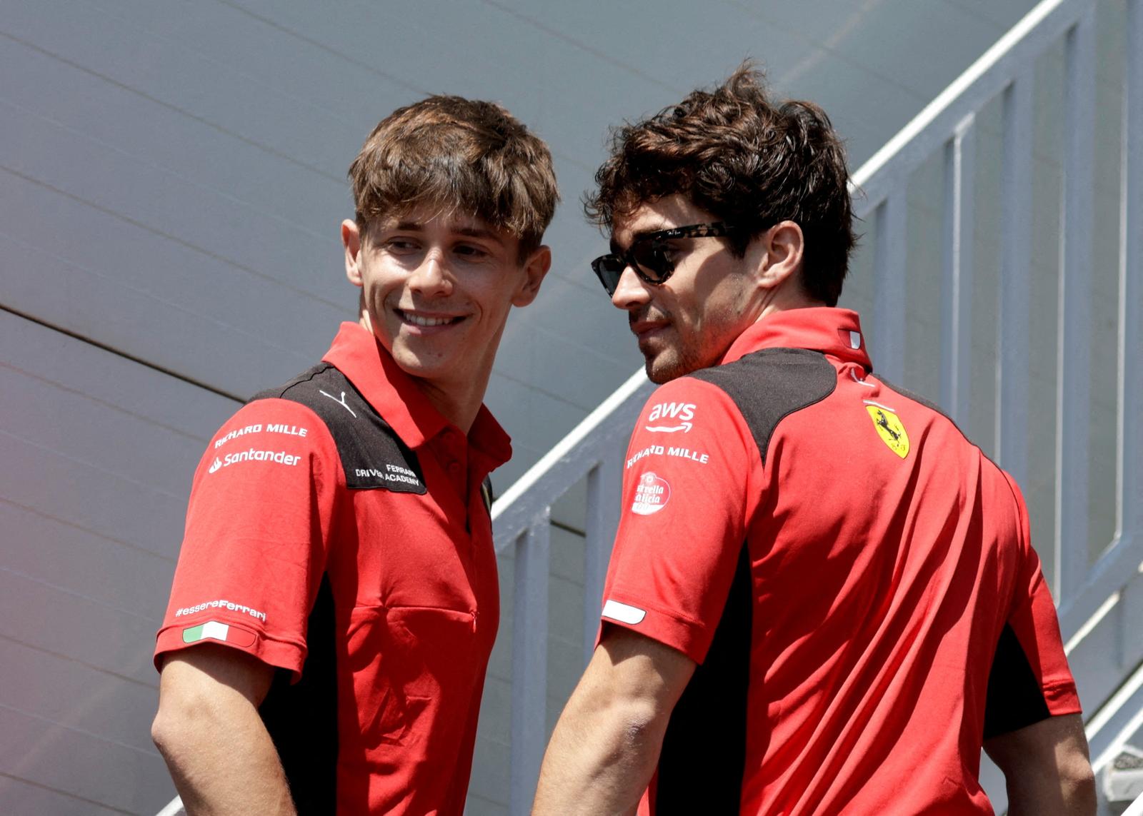 FILE PHOTO: Formula One F1 - Azerbaijan Grand Prix - Baku City Circuit, Baku, Azerbaijan - April 27, 2023 Ferrari's Charles Leclerc with his brother Arthur Leclerc ahead of the Grand Prix REUTERS/Leonhard Foeger/File Photo Photo: LEONHARD FOEGER/REUTERS