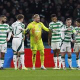 Soccer Football - Champions League - Celtic v Club Brugge - Celtic Park, Glasgow, Scotland, Britain - November 27, 2024 Celtic's Kasper Schmeichel and Callum McGregor speak to teammates as Cameron Carter-Vickers looks dejected after scoring an own goal for Club Brugge's first Action Images via Reuters/Jason Cairnduff Photo: Jason Cairnduff/REUTERS