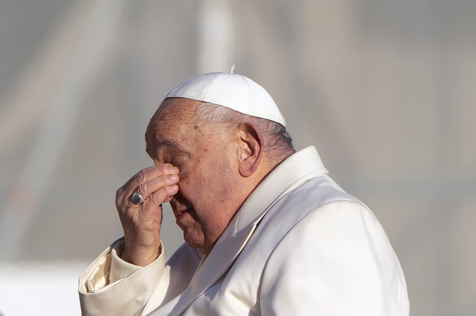 **NO LIBRI** Italy, Rome, Vatican, 2024/12/4.Pope Francis during the weekly general audience at St Peter'''''''''s square in The Vatican. Photograph by ALESSIA GIULIANI  / Catholic Press Photo-Catholic Press Photo / ipa-agency.net - //IPAPRESSITALY_IPA_Agency_IPA52108253/Credit:Alessia Giuliani/IPA/SIPA/2412050837,Image: 943168842, License: Rights-managed, Restrictions: , Model Release: no, Credit line: Alessia Giuliani/IPA / Sipa Press / Profimedia