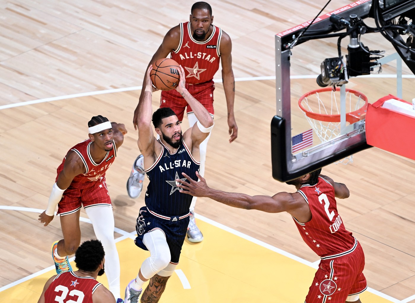 INDIANAPOLIS, UNITED STATES - FEBRUARY 18: Jayson Tatum (C) of Team Giannis in action during the 73rd NBA All-Star game between Team LeBron and Team Giannis at Gainbridge Fieldhouse in Indianapolis, United States on February 18, 2024. Fatih Aktas / Anadolu,Image: 848185274, License: Rights-managed, Restrictions: , Model Release: no, Credit line: Fatih Aktas / AFP / Profimedia