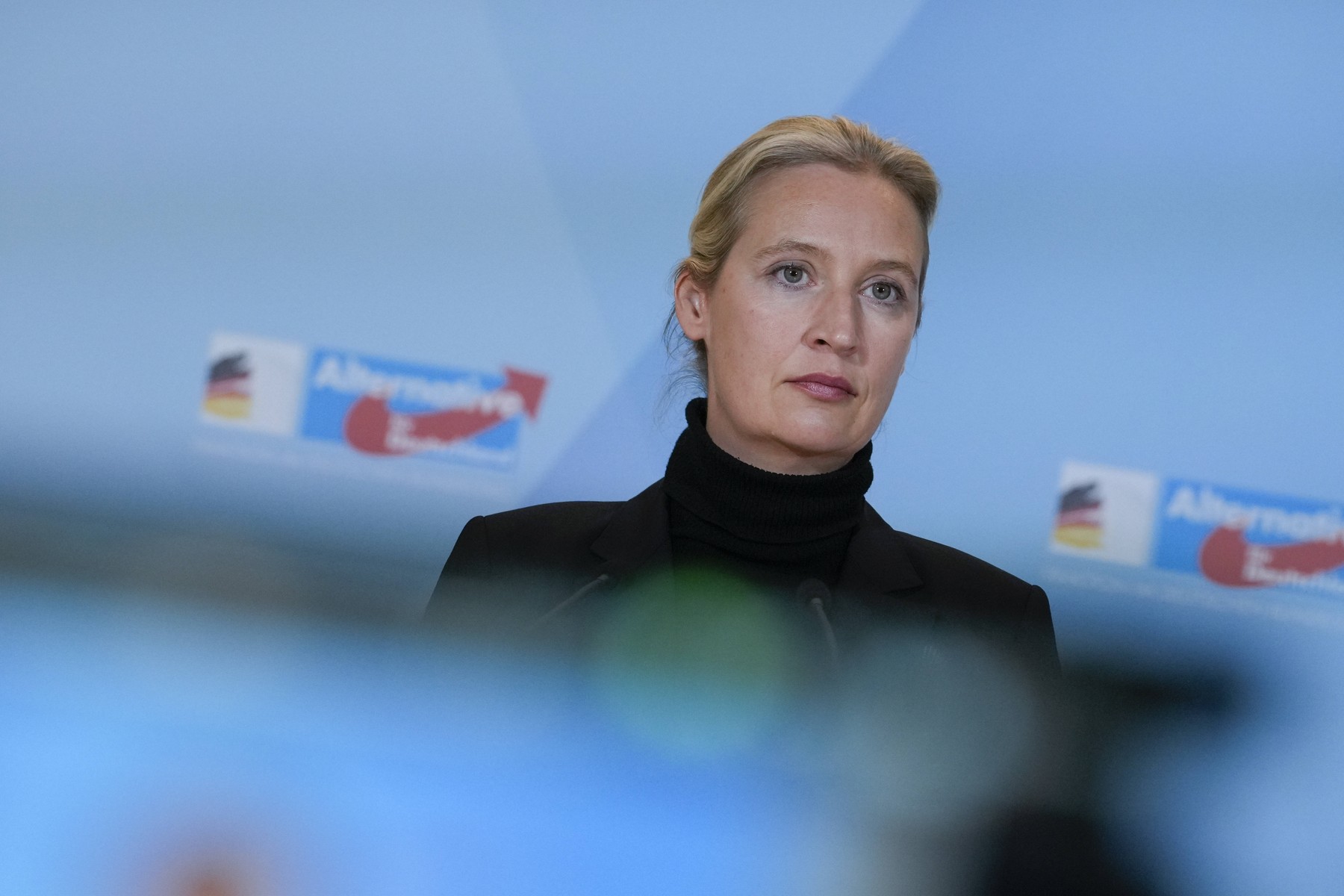 AfD-Bundestagsfraktion, Alice Weidel Vor der Fraktionssitzung AfD-Bundestagsfraktion, Pressestatement, Vorsitzende der AfD-Bundestagsfraktion, Bundessprecher, Alice Weidel Berlin Berlin GER *** AfD Bundestag parliamentary group, Alice Weidel Before the parliamentary group meeting AfD Bundestag parliamentary group, Press statement, Chairwoman of the AfD Bundestag parliamentary group, Federal Spokesperson, Alice Weidel Berlin Berlin GER,Image: 942531155, License: Rights-managed, Restrictions: imago is entitled to issue a simple usage license at the time of provision. Personality and trademark rights as well as copyright laws regarding art-works shown must be observed. Commercial use at your own risk., Model Release: no, Credit line: Bernd Elmenthaler / imago stock&people / Profimedia