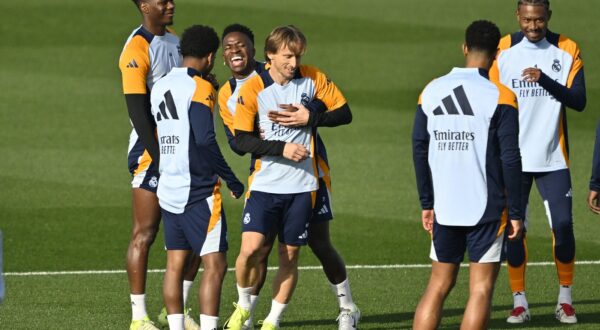 MADRID, SPAIN - DECEMBER 06: Tchouameni (L), Vinicius Junior (L 3), Luka Modric (C) and David Alaba (R) of Real Madrid attend a training session ahead of La Liga Week 16 football match between against Girona at Valdebebas Training Facilities in Madrid, Spain on December 06, 2024. Burak Akbulut / Anadolu/ABACAPRESS.COM,Image: 943701488, License: Rights-managed, Restrictions: , Model Release: no, Credit line: AA/ABACA / Abaca Press / Profimedia