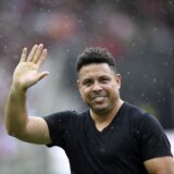 Brazilian former football star Ronaldo waves to the crowd during a friendly match with legends of Brazil's Flamengo and Italy's Inter Milan as farewell of former brazilian player Adriano at Maracana Stadium in Rio de Janeiro on December 15, 2024.,Image: 947102596, License: Rights-managed, Restrictions: , Model Release: no, Credit line: Daniel RAMALHO / AFP / Profimedia