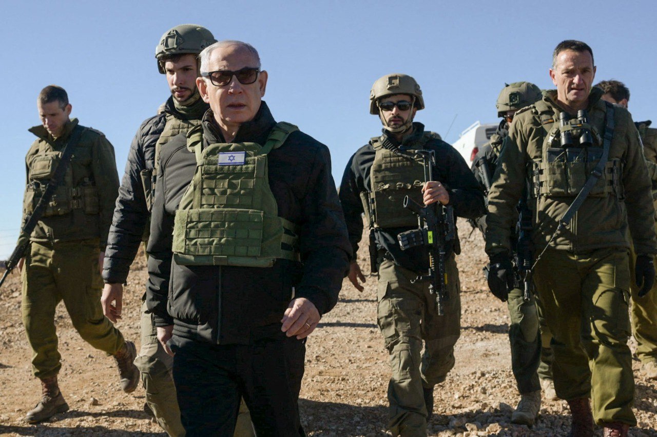 SYRIA - DECEMBER 17: (----EDITORIAL USE ONLY – MANDATORY CREDIT - 'ISRAEL GPO / MAYAN TOAF / HANDOUT' - NO MARKETING NO ADVERTISING CAMPAIGNS - DISTRIBUTED AS A SERVICE TO CLIENTS----) Israeli Prime Minister Benjamin Netanyahu (2nd R) visits the peak of Hermon Mount (Jabal al-Sheikh) on the Syrian side of the border after the fall of the Baath regime in Syria on December 17, 2024. Ma'yan Toaf / Israel GPO / Handout / Anadolu/ABACAPRESS.COM,Image: 947871604, License: Rights-managed, Restrictions: ***
HANDOUT image or SOCIAL MEDIA IMAGE or FILMSTILL for EDITORIAL USE ONLY! * Please note: Fees charged by Profimedia are for the Profimedia's services only, and do not, nor are they intended to, convey to the user any ownership of Copyright or License in the material. Profimedia does not claim any ownership including but not limited to Copyright or License in the attached material. By publishing this material you (the user) expressly agree to indemnify and to hold Profimedia and its directors, shareholders and employees harmless from any loss, claims, damages, demands, expenses (including legal fees), or any causes of action or allegation against Profimedia arising out of or connected in any way with publication of the material. Profimedia does not claim any copyright or license in the attached materials. Any downloading fees charged by Profimedia are for Profimedia's services only. * Handling Fee Only 
***, Model Release: no, Credit line: AA/ABACA / Abaca Press / Profimedia