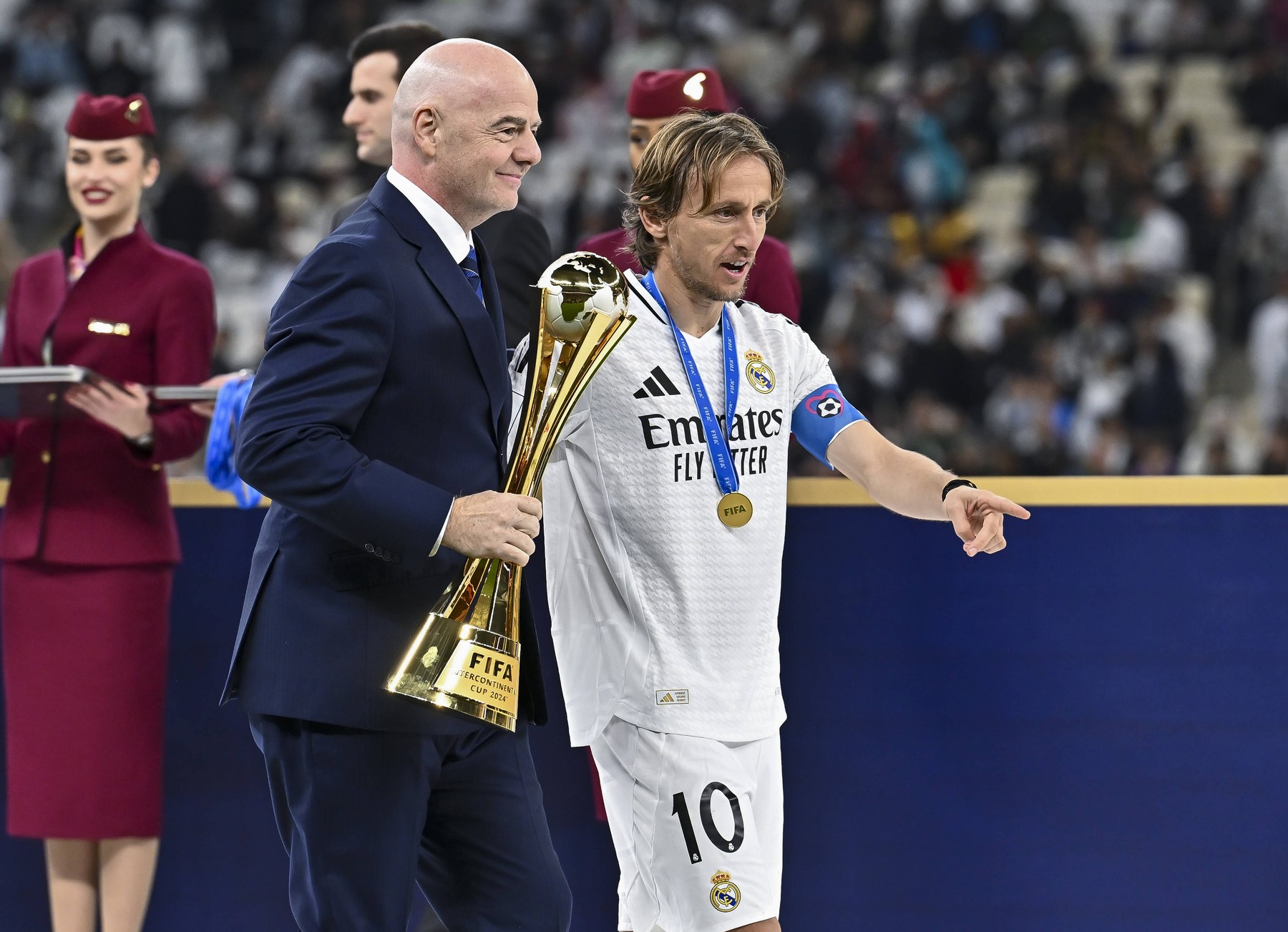 FIFA INTERCONTINENTAL CUP QATAR REAL MADRID vs CF PACHUCA FIFA President Gianni Infantino L and Luka Modric of Real Madrid during the podium ceremony after the FIFA Intercontinental Cup Qatar 2024 Final match between Spain s Real Madrid and Mexico s CF Pachuca at Lusail Stadium in Lusail, Qatar, on December 18, 2024 DOHA Qatar Copyright: xx,Image: 948343294, License: Rights-managed, Restrictions: , Model Release: no, Credit line: NOUSHAD / imago sportfotodienst / Profimedia