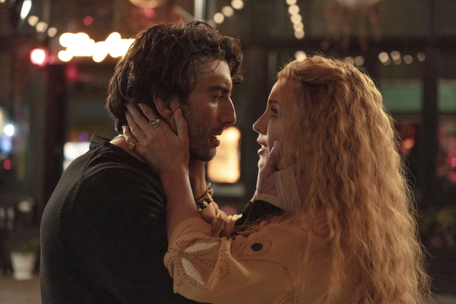 It Ends with Us (2024)
Justin Baldoni as Ryle Kincaid
Blake Lively as Lily Bloom
*Filmstill - Editorial Use Only*,Image: 949083949, License: Rights-managed, Restrictions: Filmstill // HANDOUT / EDITORIAL USE ONLY!
Please note: Fees charged by the agency are for the agency’s services only, and do not, nor are they intended to, convey to the user any ownership of Copyright or License in the material. The agency does not claim any ownership including but not limited to Copyright or License in the attached material. By publishing this material you expressly agree to indemnify and to hold the agency and its directors, shareholders and employees harmless from any loss, claims, damages, demands, expenses (including legal fees), or any causes of action or allegation against the agency arising out of or connected in any way with publication of the material., ***
HANDOUT image or SOCIAL MEDIA IMAGE or FILMSTILL for EDITORIAL USE ONLY! * Please note: Fees charged by Profimedia are for the Profimedia's services only, and do not, nor are they intended to, convey to the user any ownership of Copyright or License in the material. Profimedia does not claim any ownership including but not limited to Copyright or License in the attached material. By publishing this material you (the user) expressly agree to indemnify and to hold Profimedia and its directors, shareholders and employees harmless from any loss, claims, damages, demands, expenses (including legal fees), or any causes of action or allegation against Profimedia arising out of or connected in any way with publication of the material. Profimedia does not claim any copyright or license in the attached materials. Any downloading fees charged by Profimedia are for Profimedia's services only. * Handling Fee Only 
***, Model Release: no, Credit line: Columbia Pictures/ Capital Pictures / Film Stills / Profimedia