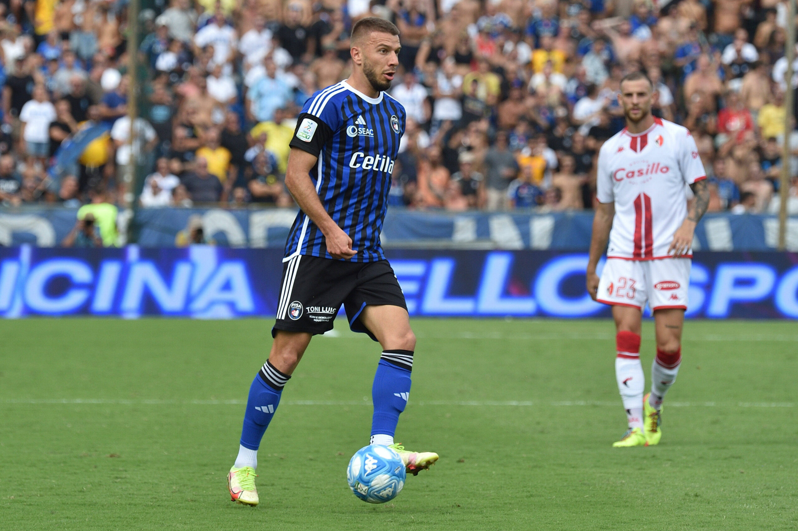 Jan Mlakar Pisa during Pisa SC vs SSC Bari, Italian soccer Serie B match in Pisa, Italy, September 16 2023 PUBLICATIONxNOTxINxITA Copyright: xGabrielexMasotti/IPAxSportx/xipax/xx IPA_40356050 IPA_IPA40356050