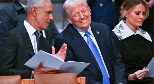 WASHINGTON, DC - JANUARY 9: Former President Barack Obama and President-elect Donald Trump speak ahead of the state funeral services for former President Jimmy Carter at the National Cathedral on January 9, 2025 in Washington, D.C. 
Credit: Ricky Carioti / Pool via CNP/AdMedia//Z-ADMEDIA_adm_010725_JimmyCarterFuneral_CNP_202/Credit:CNP/AdMedia/SIPA/2501092233,Image: 952639956, License: Rights-managed, Restrictions: , Model Release: no, Credit line: CNP/AdMedia / Sipa Press / Profimedia