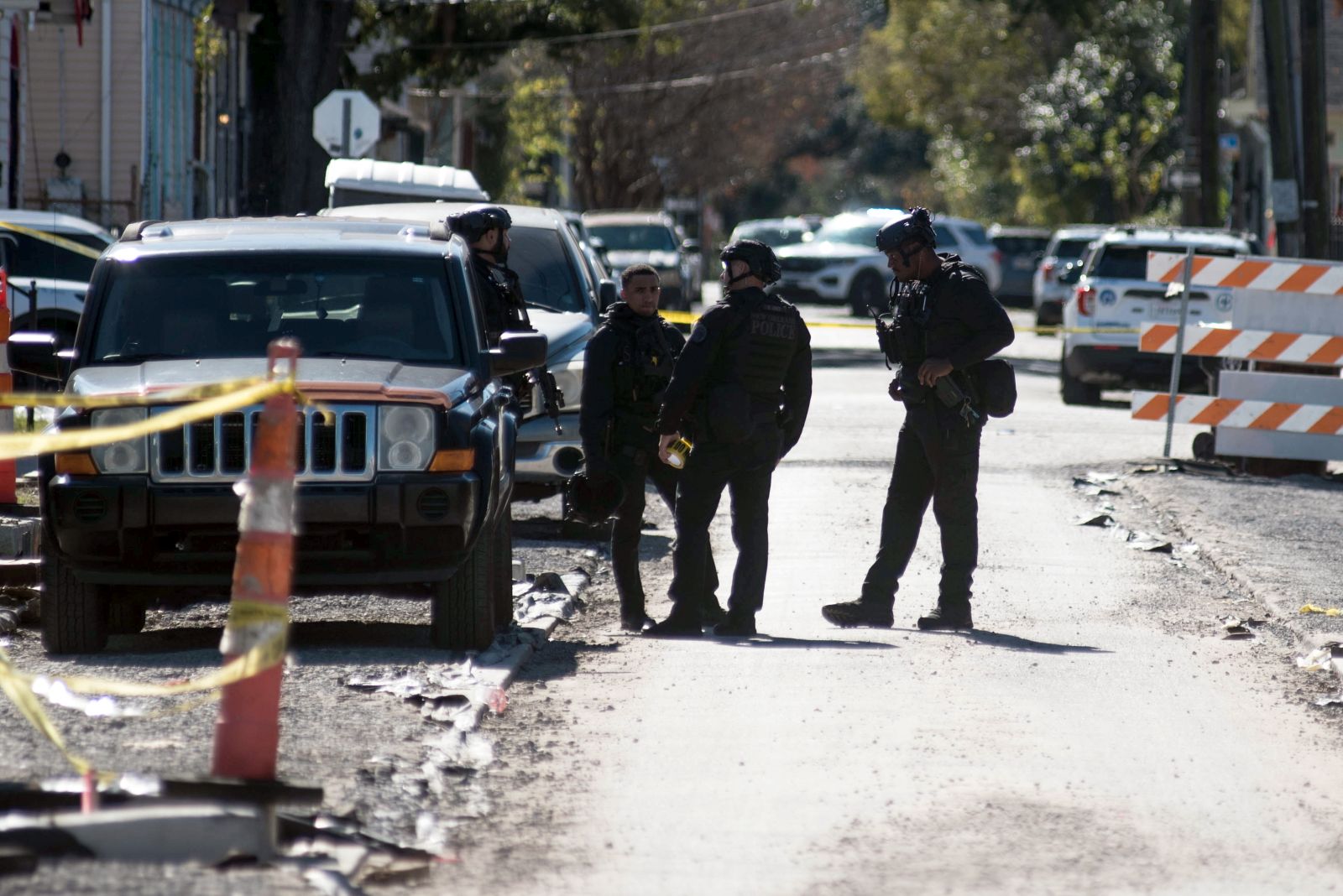 epa11801725 Police investigate a house in the 7th Ward in New Orleans, Louisiana, USA, 01 January 2025. At least 10 people are dead and 30 injured after a man drove a white pickup truck into a crowd on Bourbon Street. The driver was killed in a shootout with police. The FBI is investigating the incident as an act of terrorism.  EPA/SHAWN FINK