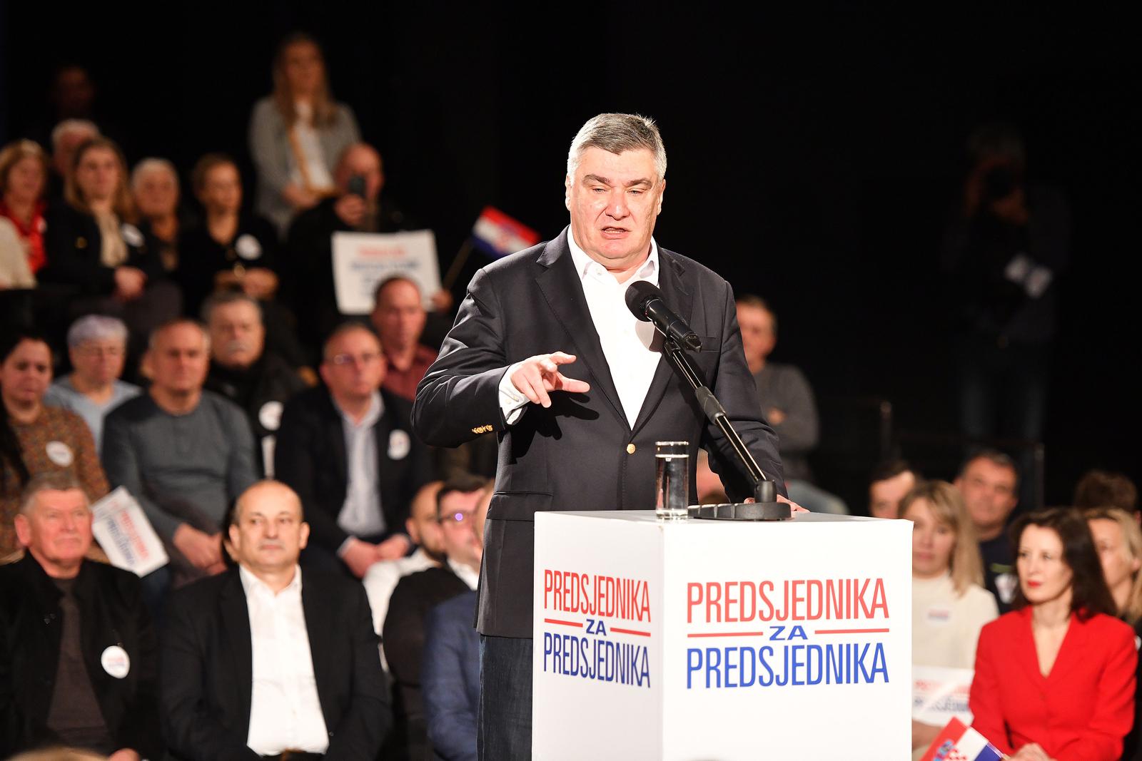 04.01.2025., Koprivnica- Predizborni skup predsjednika Republike i predsjednickog kandidata Zorana Milanovica. Photo: Vjeran Zganec Rogulja/PIXSELL