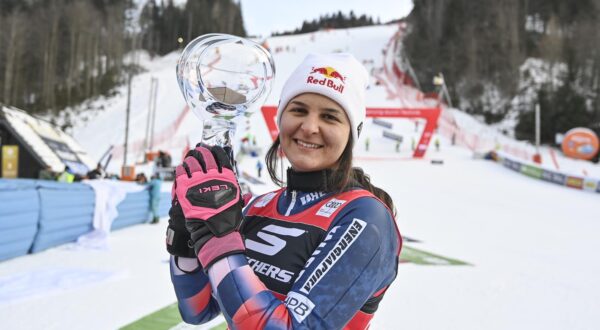 05.01.2025., Kranjska Gora, Slovenija - Utrka zenskog slaloma FIS Svjetskog skijaskog kupa. Zrinka Ljutic pobjedila je u utrci. Photo: Igor Soban/PIXSELL