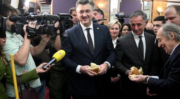 06.01.2025., Zagreb - Prijem u organizaciji Srpskog narodnog vijeca povodom pravoslavnog Bozica. predsjednik Vlade RH Andrej Plenkovic, Milorad Pupovac Photo: Davor Puklavec/PIXSELL