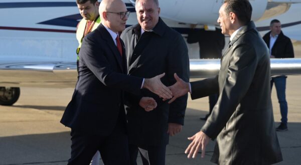 08, January, 2025, Banja Luka - As part of the celebration of the Day of the Republika Srpska, the Prime Minister of the Republika Srpska, Radovan Viskovic, welcomed the Prime Minister of the Republic of Serbia, Milos Vucevic, at the Mahovljani International Airport in Banja Luka, while all the ministers in the Government of the Republic of Srpska welcomed the Government of the Republic of Serbia. Milos Vucevic, Radovan Viskovic, Aleksandar Vulin. Photo: Biro za odnose sa javnoscu Vlade Republike Srpske/ATAImages

08, januar, 2025, Banja Luka - U okviru proslave Dana Republike Srpske, predsednik Vlade Republike Srpske Radovan Viskovic docekao je na Medjunarodnom aerodromu Mahovljani u Banjaluci predsednika Vlade Srbije Milosa Vucevica, dok su svi ministri u Vladi Republike Srpske docekali Vladu Republike Srbije. Photo: Biro za odnose sa javnoscu Vlade Republike Srpske/ATAImages Photo: Biro za odnose sa javnoscu Vlade/PIXSELL