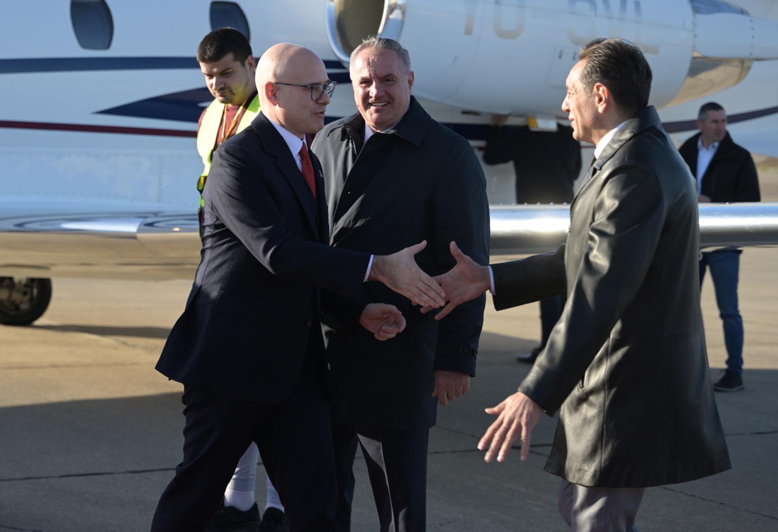 08, January, 2025, Banja Luka - As part of the celebration of the Day of the Republika Srpska, the Prime Minister of the Republika Srpska, Radovan Viskovic, welcomed the Prime Minister of the Republic of Serbia, Milos Vucevic, at the Mahovljani International Airport in Banja Luka, while all the ministers in the Government of the Republic of Srpska welcomed the Government of the Republic of Serbia. Milos Vucevic, Radovan Viskovic, Aleksandar Vulin. Photo: Biro za odnose sa javnoscu Vlade Republike Srpske/ATAImages

08, januar, 2025, Banja Luka - U okviru proslave Dana Republike Srpske, predsednik Vlade Republike Srpske Radovan Viskovic docekao je na Medjunarodnom aerodromu Mahovljani u Banjaluci predsednika Vlade Srbije Milosa Vucevica, dok su svi ministri u Vladi Republike Srpske docekali Vladu Republike Srbije. Photo: Biro za odnose sa javnoscu Vlade Republike Srpske/ATAImages Photo: Biro za odnose sa javnoscu Vlade/PIXSELL