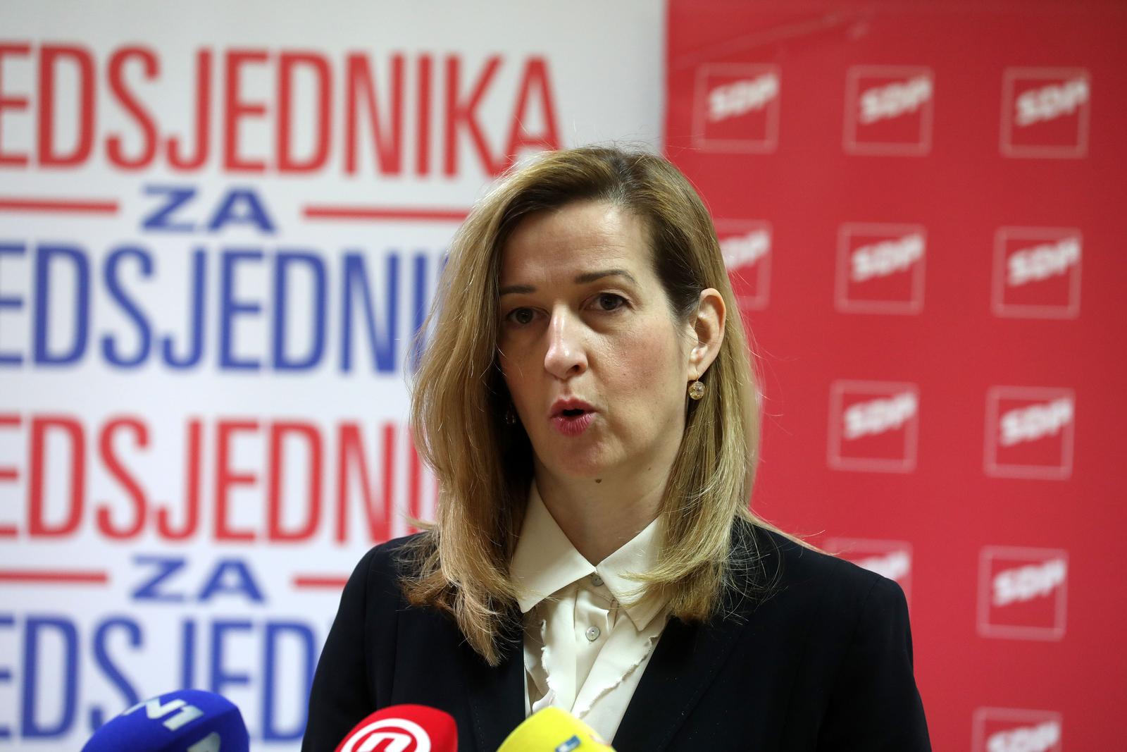 Mirela Ahmetović