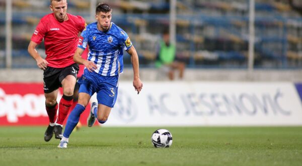 11.09.2022., stadion u Kranjcevicevoj ulici, Zagreb - SuperSport HNL, 08. kolo, NK Lokomotiva - NK Varazdin. Mato Stanic, Jakov-Anton Vasilj. Photo: Matija Habljak/PIXSELL