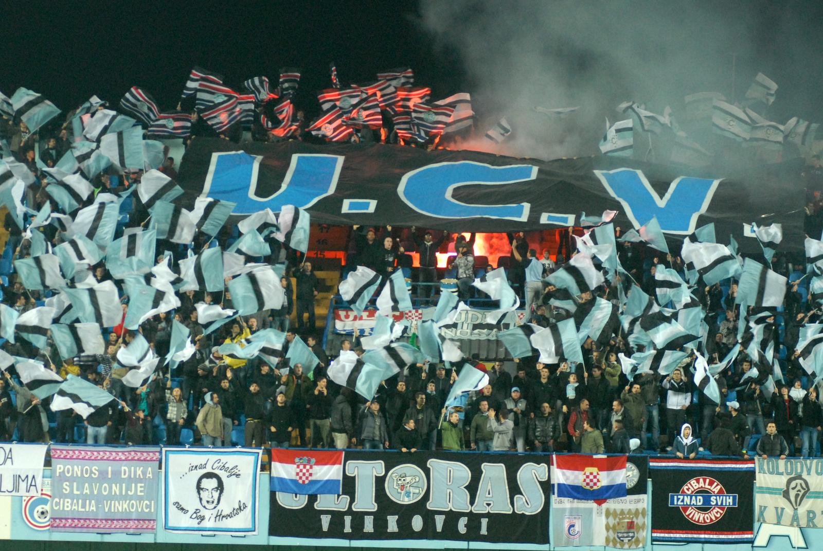 03.12.2011., stadion Cibalia, Vinkovci - 1. HNL, 17. kolo, Cibalia Vinkovci - Dinamo Zagreb. Ultras. Photo: Goran Ferbezar/PIXSELL