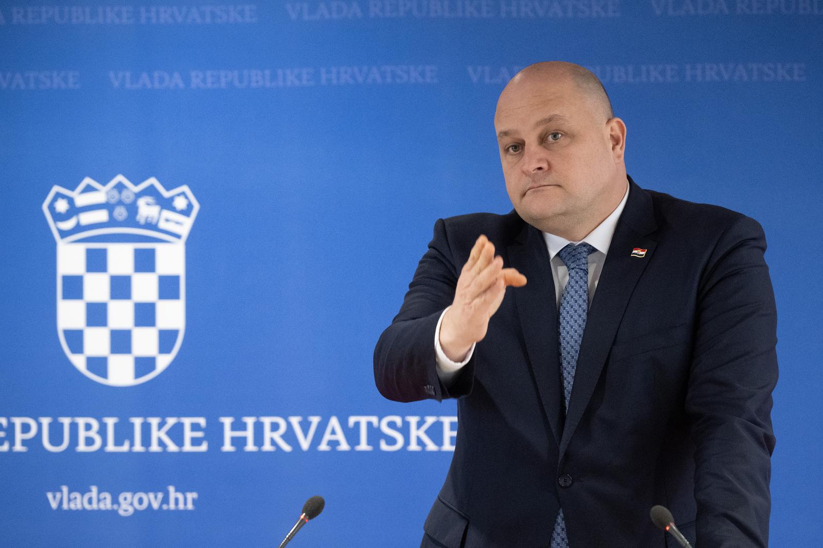 16.01.2025., Zagreb - Predsjednik Vlade Andrej Plenkovic odrzao je sastanak s predstavnicima trgovackih lanaca i proizvodjaca na temu revidiranja popisa proizvoda ograničenih cijena i daljnjih koraka za zastitu potrosaca. Ante Susnjar. Photo: Davor Puklavec/PIXSELL