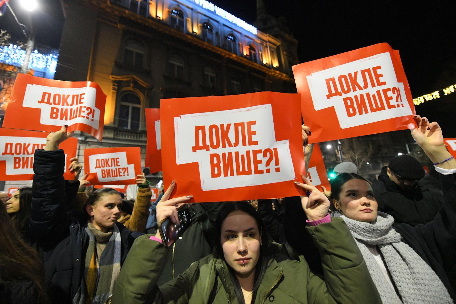 19, December, 2023, Belgrade - In front of the headquarters of the Republic Election Commission in Kralja Milan Street, a second day protest organized by the coalition "Serbia against violence" is underway due to the "stealing of the citizens' electoral will". . Photo: M. M./ATAImages.

19, decembar, 2023, Beograd - Ispred sedista Republicke izborne komisije u Ulici kralja Milana u toku je drugi dan protesta koji je organizovala koalicija "Srbija protiv nasilja" zbog "kradje izborne volje gradjana". . . Photo: M. M./ATAImages. Photo: M. M./ATAImages/PIXSELL