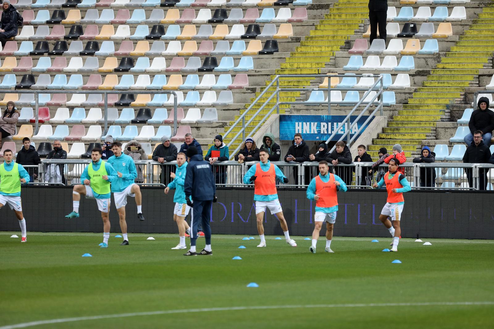 22.12.2024., Rijeka - Stadion Rujevica, SuperSport HNL 24/25, 18. kolo, HNK Rijeka - NK Slaven Belupo. Zagrijavanje. Photo: Goran Kovacic/PIXSELL