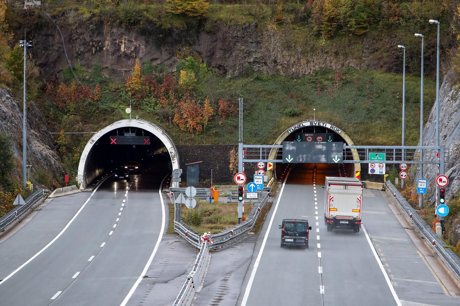 27.10.2023., Sv. Rok - Ulaz u tunel Sv. Rok. Photo: Sime Zelic/PIXSELL