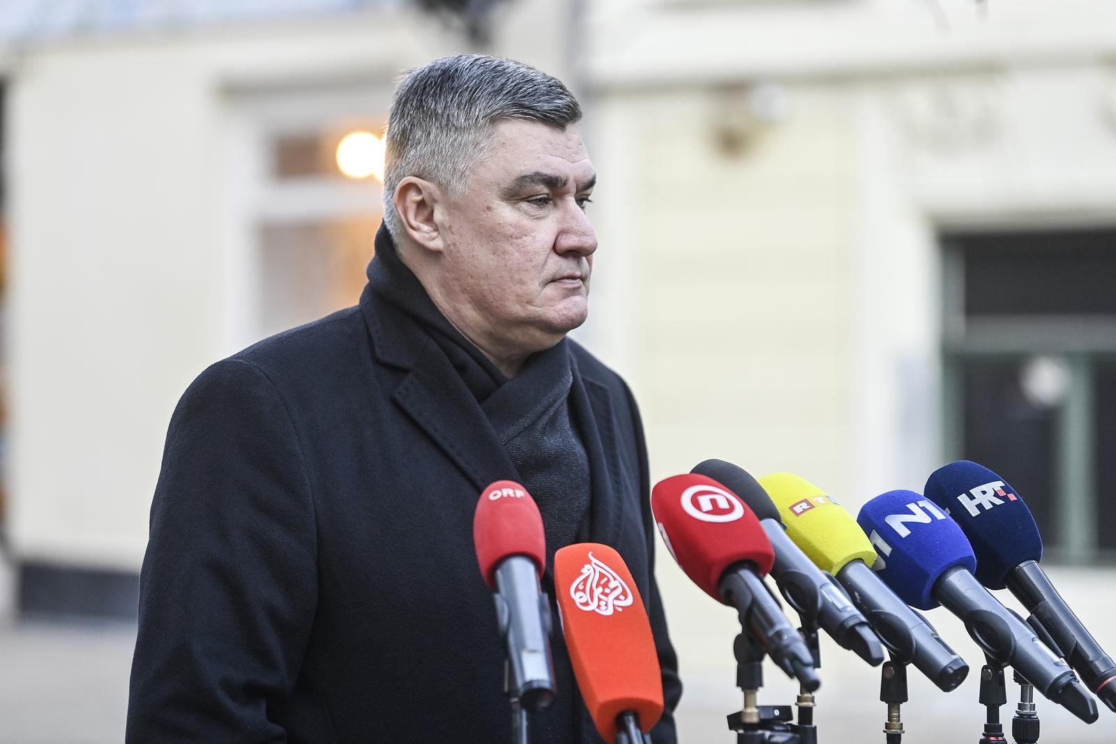 27.12.2024.,  Zagreb - Predsjednik i kandidat za predsjednika Zoran Milanovic dao je izjavu medijima na Europskom trgu. Photo: Igor Soban/PIXSELL