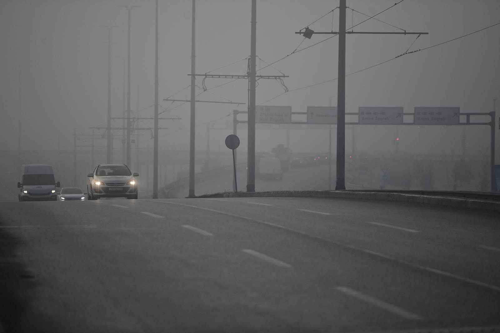 31.12.2024., Zagreb - Na listi stranice koja prati kvalitetu zraka IQAir Zagreb je trenutno sedmi grad s najlosijim zrakom na svijetu. Photo: Igor Soban/PIXSELL