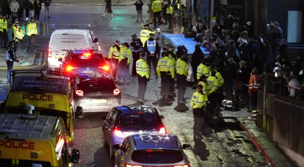 Protesters outside Liverpool Crown Court waiting for the prison van to leave with Axel Rudakubana, 18, after he was detained for life with a minimum term of 52 years for the murders of Alice da Silva Aguiar, nine, Bebe King, six, and Elsie Dot Stancombe, seven, and the attempted murder of eight other children in Southport. Picture date: Thursday January 23, 2025.,Image: 956882632, License: Rights-managed, Restrictions: , Model Release: no, Credit line: Peter Byrne / PA Images / Profimedia