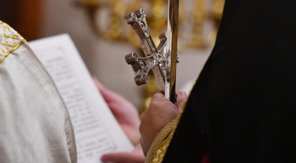 07.01.2025., Sibenik - Svecanu Bozicnu liturgiju predvodio je  Dalmatinski episkop Nikodim Kosovic. Photo: Hrvoje Jelavic/PIXSELL