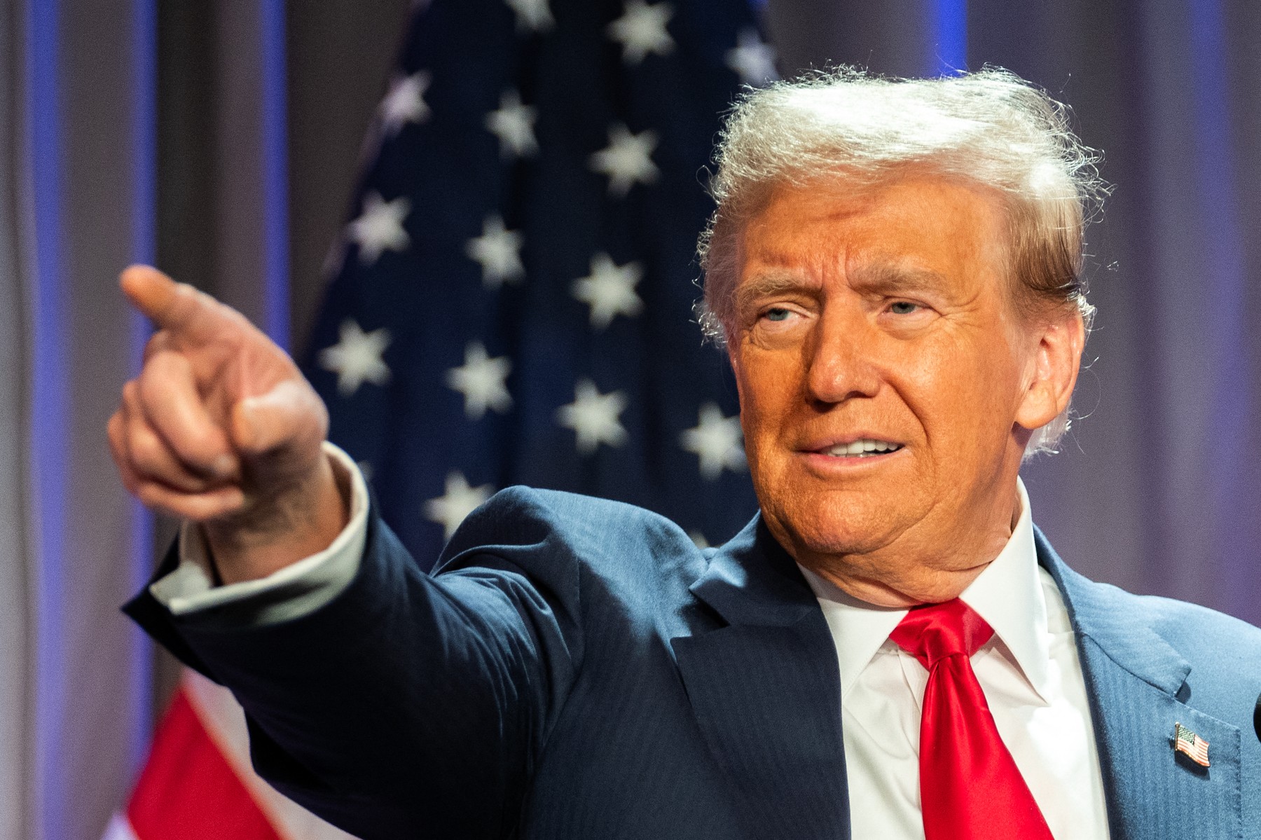 US President-elect Donald Trump gestures while speaking during a meeting with House Republicans at the Hyatt Regency hotel in Washington, DC on November 13, 2024.,Image: 933962079, License: Rights-managed, Restrictions: , Model Release: no, Credit line: Allison ROBBERT / AFP / Profimedia