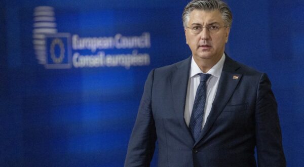 Croatia Prime Minister Andrej Plenkovic arrives for an extraordinary summit of EU heads of state and government (19-20/12), in Brussels, Thursday 19 December 2024. The heads of state and government of the European Union (EU) are expected to discuss over external relations between the EU and the "rest of the world" and the war in Ukraine. BELGA PHOTO NICOLAS MAETERLINCK,Image: 948428046, License: Rights-managed, Restrictions: *** World Rights Except Belgium and France *** BELOUT FRAOUT, Model Release: no, Credit line: Belga / ddp USA / Profimedia