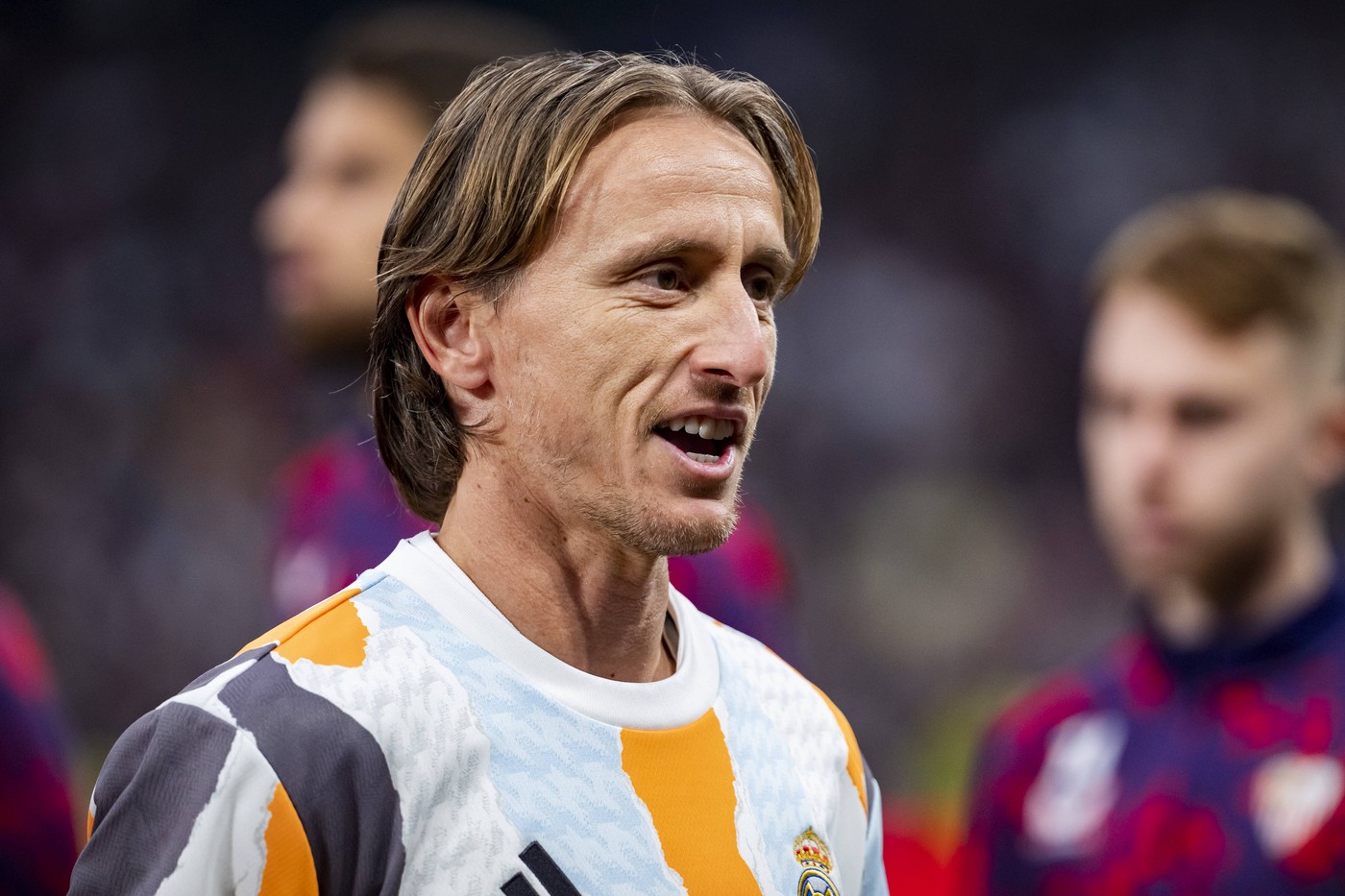 Real Madrid CF vs Sevilla FC - La Liga EA Sports 2024/25 Luka Modric of Real Madrid CF getting into the field during the La Liga EA Sports 2024/25 football match between Real Madrid CF vs Sevilla FC at Estadio Santiago Bernabeu on December 22, 2024 in Madrid, Spain. Madrid Estadio Santiago Bernabeu Madrid Spain Copyright: xAlbertoxGardinx AGardin_20241222_Foot_Liga_Rea_Mad_Sev_0070,Image: 949592425, License: Rights-managed, Restrictions: , Model Release: no, Credit line: Alberto Gardin / imago sportfotodienst / Profimedia