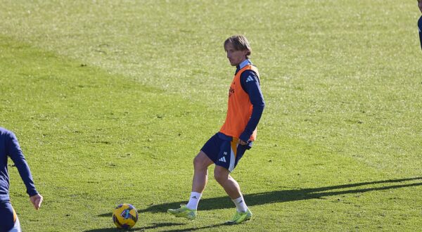 December 31, 2024, Madrid, Spain: Luka Modric of Real Madrid CF seen in action during the last training session of 2024 open to the supporters at Alfredo Di Stefano stadium.,Image: 951112214, License: Rights-managed, Restrictions: , Model Release: no, Credit line: Federico Titone / Zuma Press / Profimedia