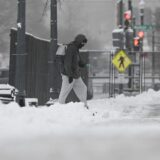 WASHINGTON D.C., UNITED STATES - JANUARY 06: A view from the streets as heavy snow blankets the several US states in Washington D.C., United States on January 06, 2025. A state of emergency has been declared in Kentucky, Virginia, Kansas, Arkansas and Missouri due to heavy snow, ice, heavy rain and thunderstorms in the US. In the US, cold weather conditions are effective from the east to the central regions of the country, including Washington D.C., New Jersey and New York. Celal Gunes / Anadolu,Image: 952120041, License: Rights-managed, Restrictions: , Model Release: no, Credit line: Celal Gunes / AFP / Profimedia