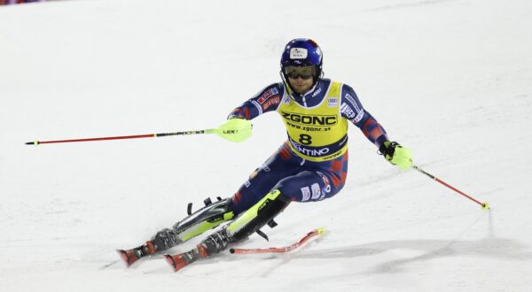 Samuel Kolega (CRO) Rossignol during the AUDI FIS Ski World Cup 2024/25 - 3Tre - Menâs Night Slalom at Canalone Miramonti Slope, on January 8th, 2025, Trento, Italy during AUDI FIS Ski World Cup - Slalom - Men, Alpine Ski race in Madonna di Campiglio, Italy, January 08 2025,Image: 952453198, License: Rights-managed, Restrictions: Per la presente foto non è stata rilasciata liberatoria. Ai sensi di legge e come già accettato in fase di registrazione sul sito, chi pubblica la foto è tenuto a pixelare tutto ciò che violi il Diritto alla Privacy di soggetti terzi (volti, targhe ecc.)., Model Release: no, Credit line: IPA Sport/ABACA / Abaca Press / Profimedia