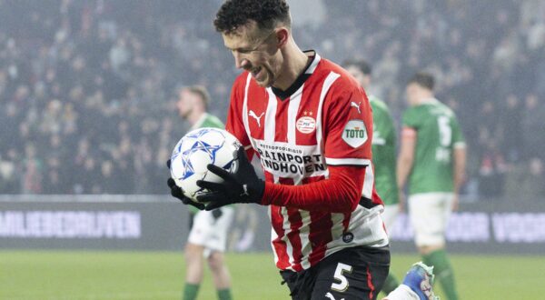 EINDHOVEN, 14-01-2025. Philips stadium. Eredivisie voetbal, season, 2024-2025. PSV - Excelsior cup. PSV player Ivan Perisic celebrating the goal. 5-3. PSV - Excelsior cup x27388948x Copyright:,Image: 953644153, License: Rights-managed, Restrictions: PUBLICATIONxNOTxINxNED, Model Release: no, Credit line: IMAGO / imago sportfotodienst / Profimedia