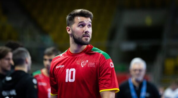 Portugal's centre back #10 Miguel Martins looks on during a friendly handball match between Portugal and the Czech Republic in the Tournoi de France at Rhenus in Strasbourg, eastern France, on 09 January 2025.

Miguel Martins announced on Tuesday 15/01/2025 that he had been provisionally suspended following a doping test in which a banned substance was detected. He will not be taking part in the World Championship with Portugal.

Le demi-centre de l'Equipe du Portugal #10 Miguel Martins observe le terrain lors d'un match amical de handball entre le Portugal et la Tchequie dans le cadre du Tournoi de France au Rhenus a Strasbourg, est de la France, le 09 janvier 2025.

Miguel Martins a annoncÃ' mardi 15/01/2025 Ã"tre suspendu provisoirement suite Ã  un controle antidopage aprÃ¨s la dÃ'tection d'une substance interdite. Il ne participera pas avec le Portugal au championat du monde.//UTZANTONIN_utz629/Credit:Antonin Utz/SIPA/2501160911,Image: 954123254, License: Rights-managed, Restrictions: , Model Release: no, Credit line: Antonin Utz / Sipa Press / Profimedia