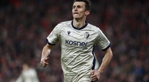 January 16, 2025, Bilbao, Vizcaya, SPAIN: Ante Budimir of CA Osasuna celebrates a goal during the Copa del Rey Round of 16 match between Athletic Club and CA Osasuna at San Mames stadium on January 16, 2025, in Bilbao, Spain.,Image: 954336163, License: Rights-managed, Restrictions: , Model Release: no, Credit line: Irina R. Hipolito / Zuma Press / Profimedia