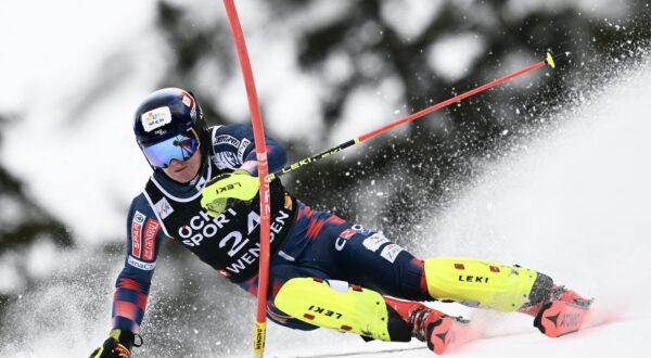 Croatia's Filip Zubcic competes in the men's Slalom event at the FIS Alpine Skiing World Cup in Wengen on January 19, 2025.,Image: 955262324, License: Rights-managed, Restrictions: , Model Release: no, Credit line: Marco BERTORELLO / AFP / Profimedia