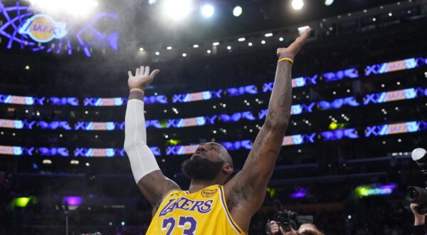 Jan 23, 2025; Los Angeles, California, USA; Los Angeles Lakers forward LeBron James (23) throws powdered chalk into the air before the game against the Boston Celtics at the Crypto.com Arena.,Image: 957123673, License: Rights-managed, Restrictions: *** Worldwide Rights Except Baltics, China, Denmark, Finland, Germany, Hong Kong, Japan, Macau, Norway, Poland, South Korea, Sweden, and Taiwan *** No sales outside your territory. No 3rd parties. No redistribution ***, Model Release: no, Credit line: Imagn Images / ddp USA / Profimedia