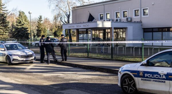 Zagreb, 21.12.2024 - Osnovna škola Prečko dan nakon tragedije.
Foto Hina/ Dario GRZELJ/ dag